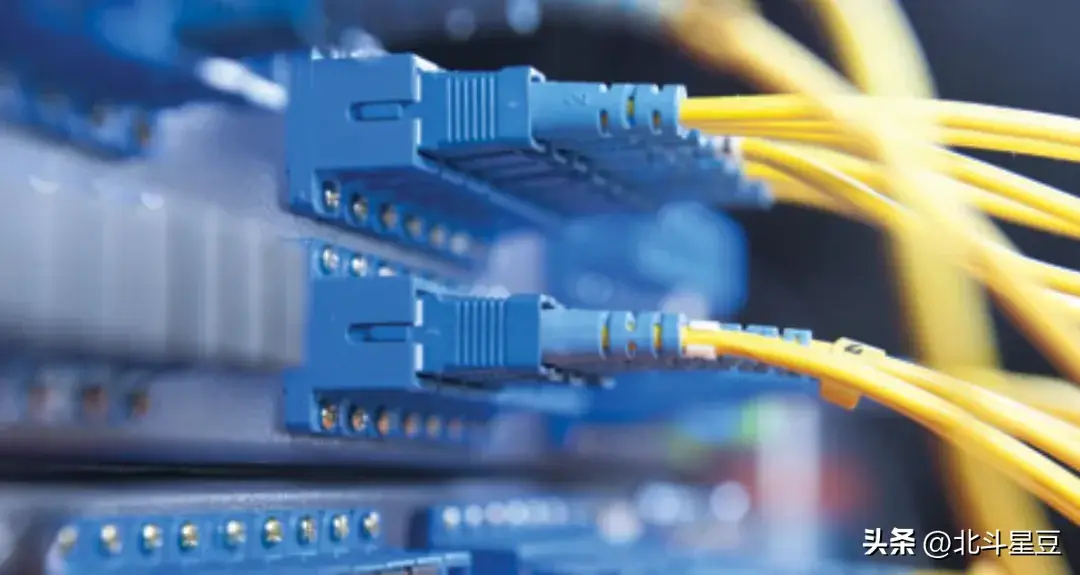 移動寬帶用戶破3億，領跑智慧家庭爭奪戰